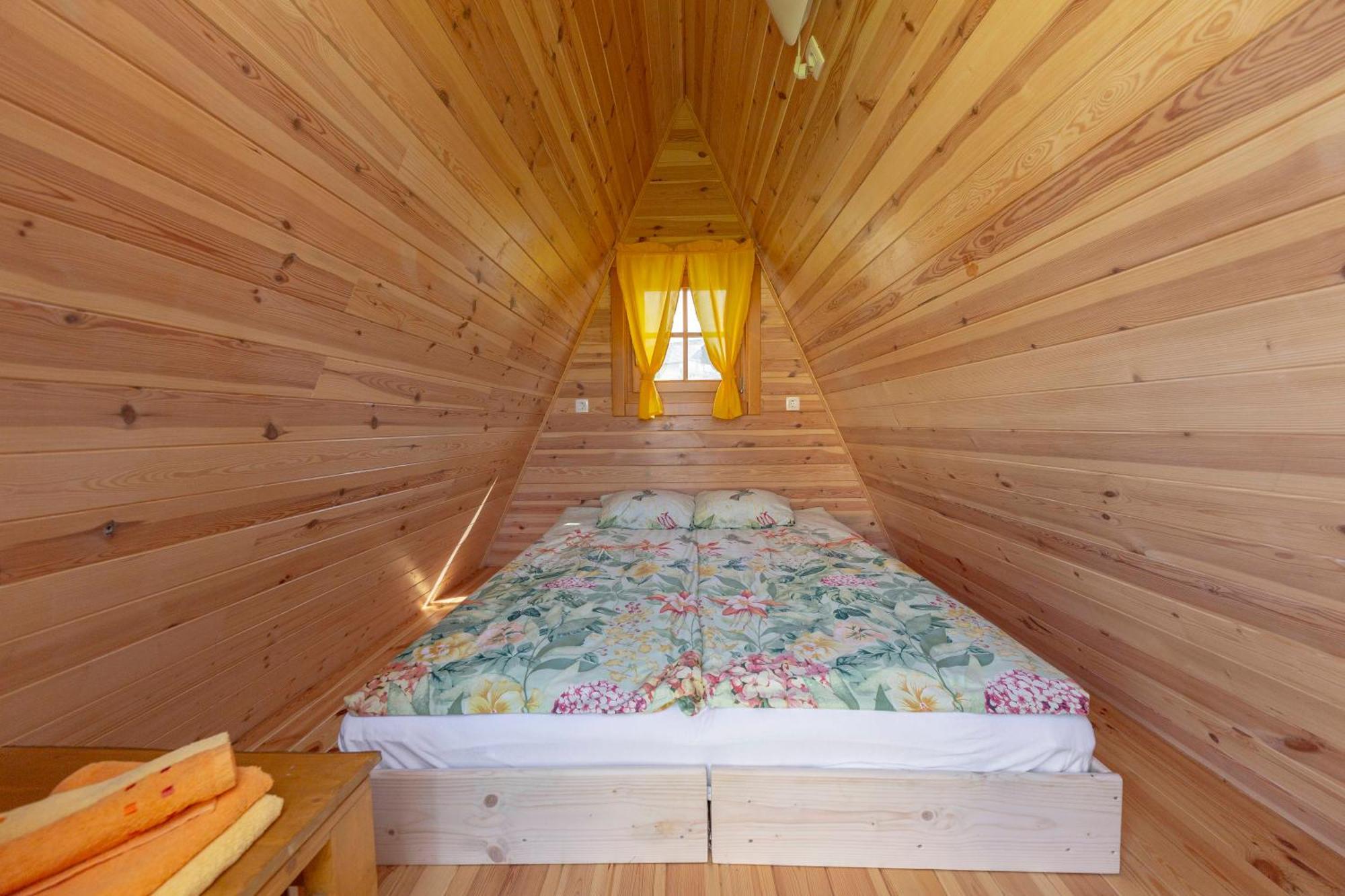 Hotel Glamping Mohorjev Grunt Preddvor Exteriér fotografie