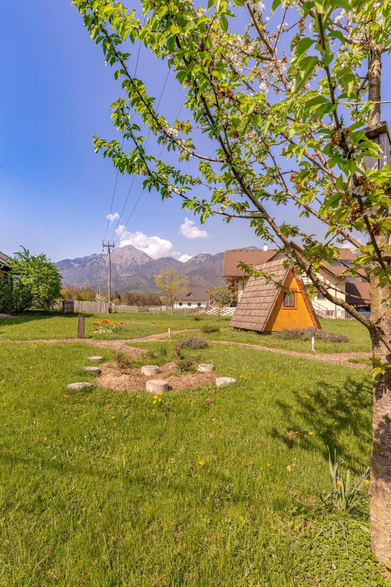 Hotel Glamping Mohorjev Grunt Preddvor Exteriér fotografie